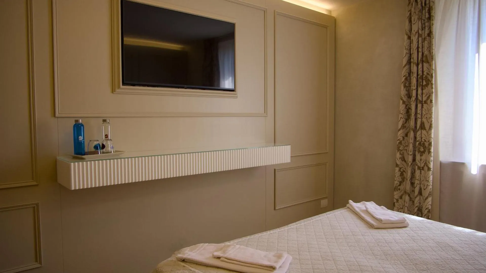 Villa San Liberale - Suites & Wellness - Villa Veneta Feltre 3*,