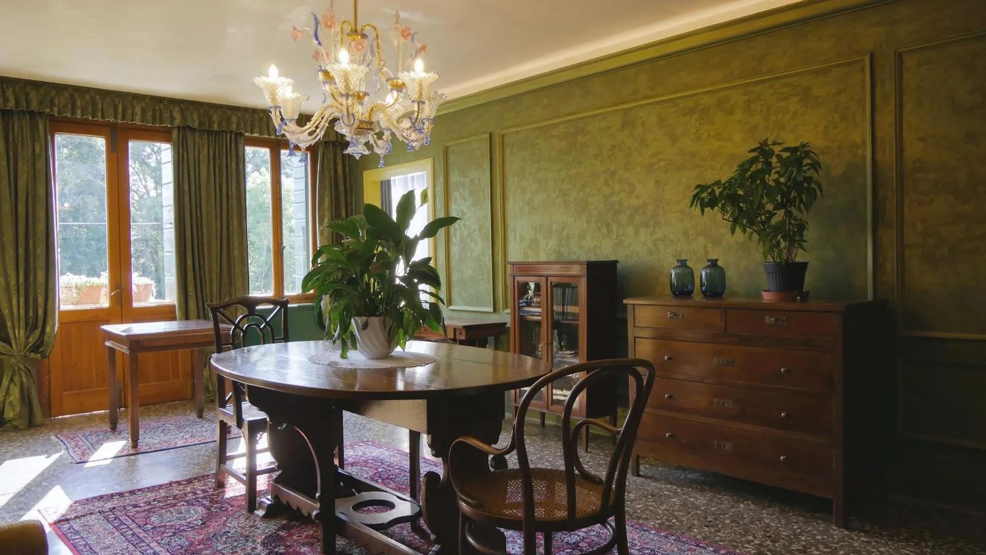 Villa San Liberale - Suites & Wellness - Villa Veneta Feltre Bed & Breakfast